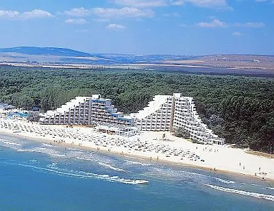 מלון Mura