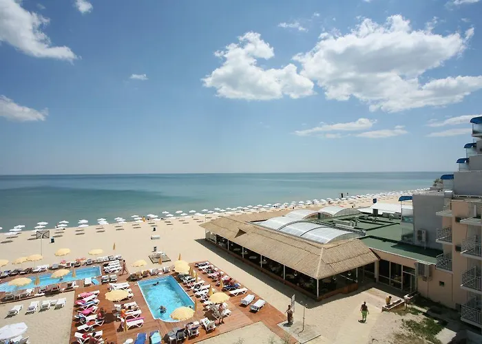 Хотел мура Албена