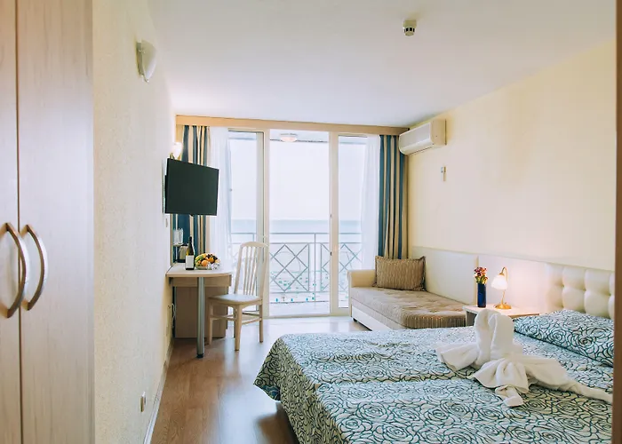 мура Хотел 4*